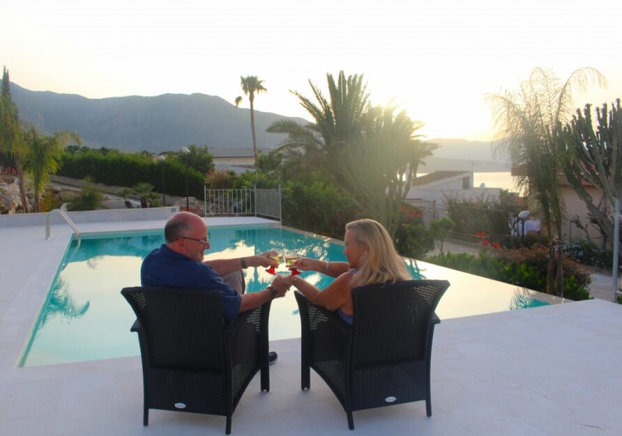 Bel Tramonto Apartments